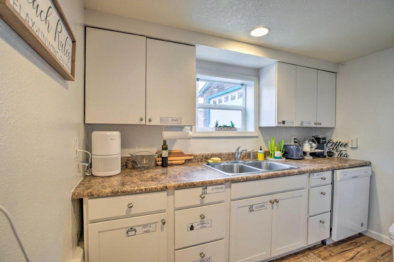 Rockaway Beach Condo - Beach Access Nearby! Екстериор снимка